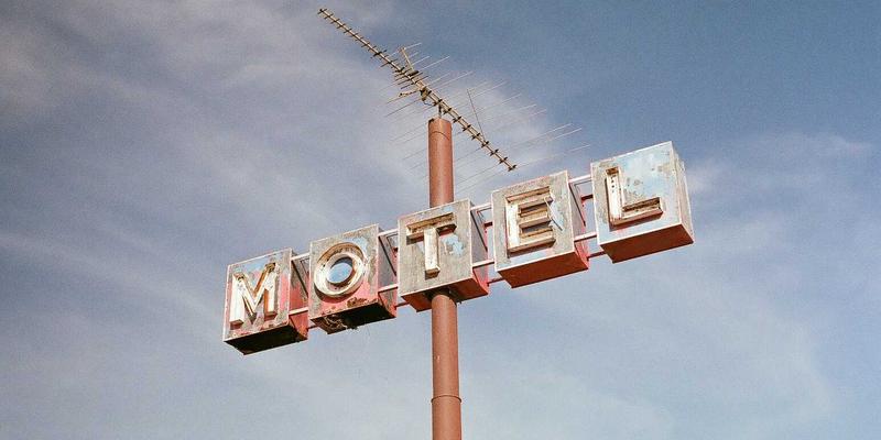 从NFV到云原生网络功能：网络技术演进中的资源分享与编程开发挑战